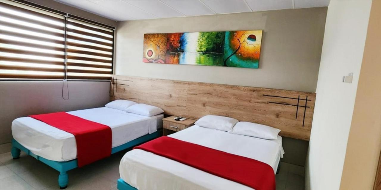 Hotel Murali - Cerca Del Aeropuerto De Γκουαγιακίλ Εξωτερικό φωτογραφία