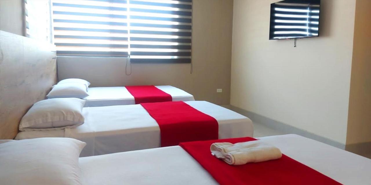 Hotel Murali - Cerca Del Aeropuerto De Γκουαγιακίλ Εξωτερικό φωτογραφία