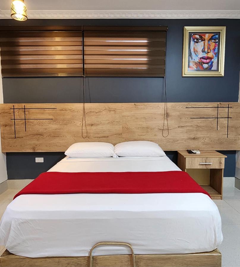 Hotel Murali - Cerca Del Aeropuerto De Γκουαγιακίλ Εξωτερικό φωτογραφία