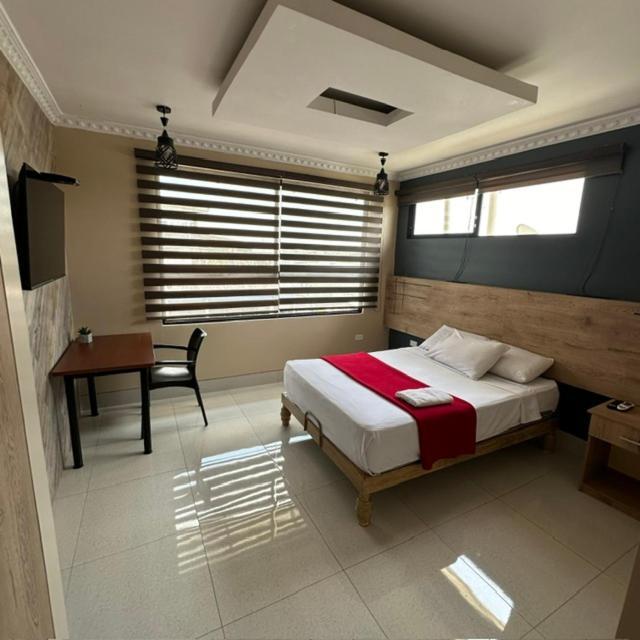 Hotel Murali - Cerca Del Aeropuerto De Γκουαγιακίλ Εξωτερικό φωτογραφία
