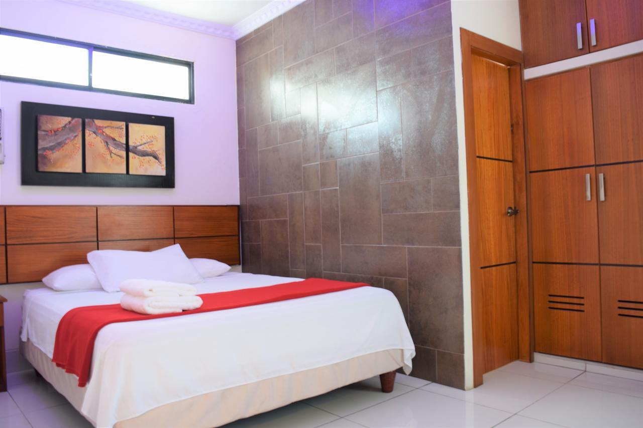 Hotel Murali - Cerca Del Aeropuerto De Γκουαγιακίλ Εξωτερικό φωτογραφία