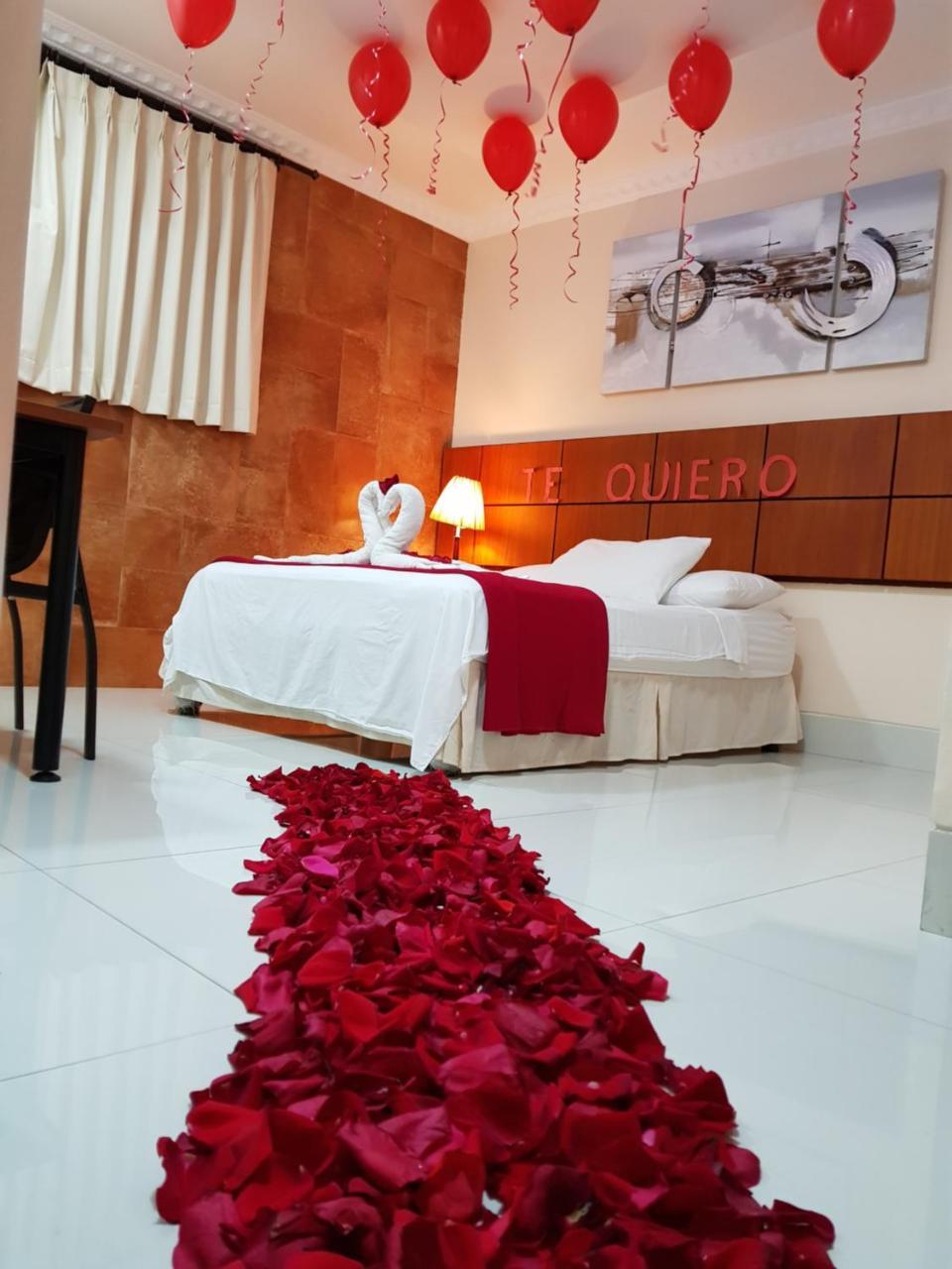 Hotel Murali - Cerca Del Aeropuerto De Γκουαγιακίλ Εξωτερικό φωτογραφία